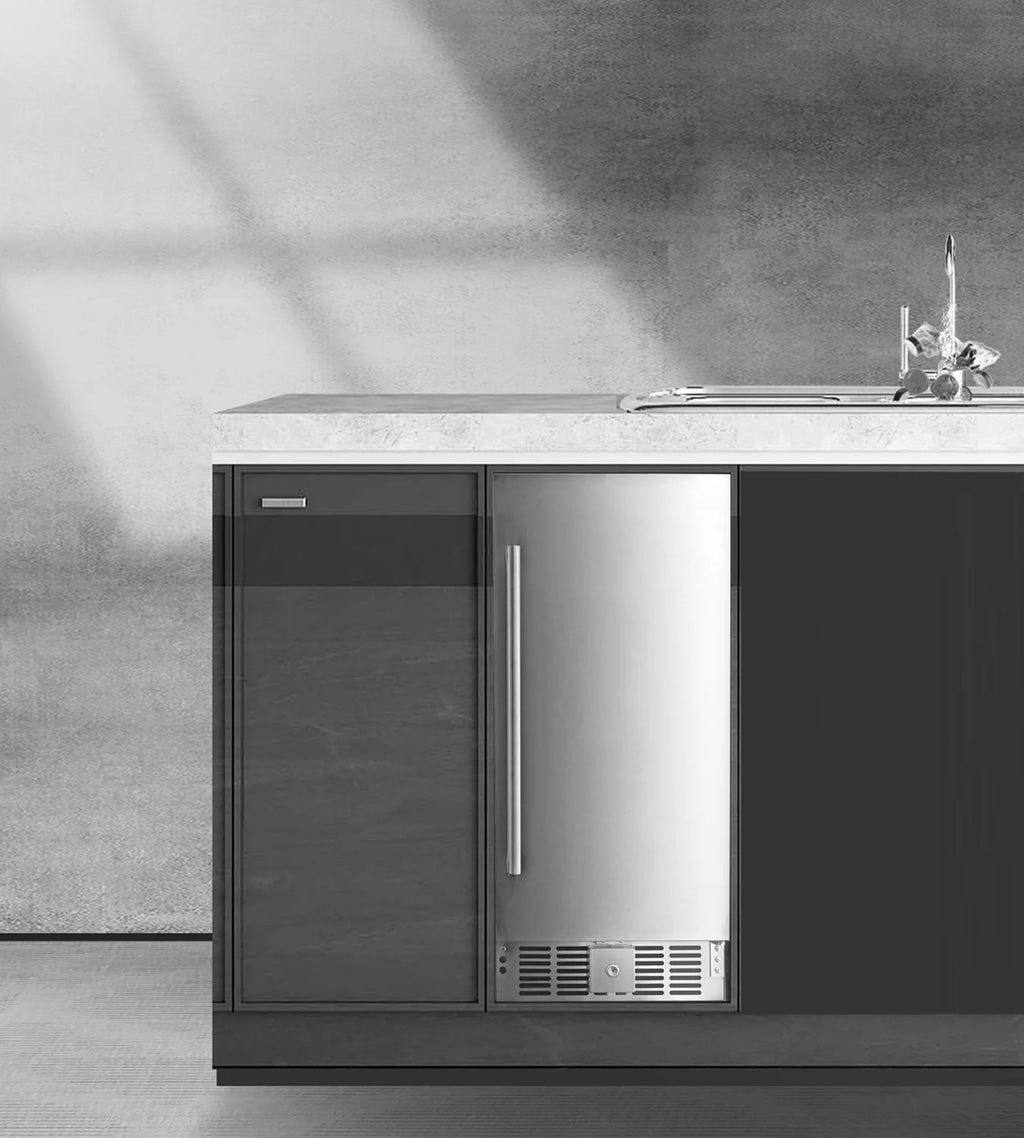 2.9 Cubic Feet Built-In Stainless Steel Mini Fridge Z864