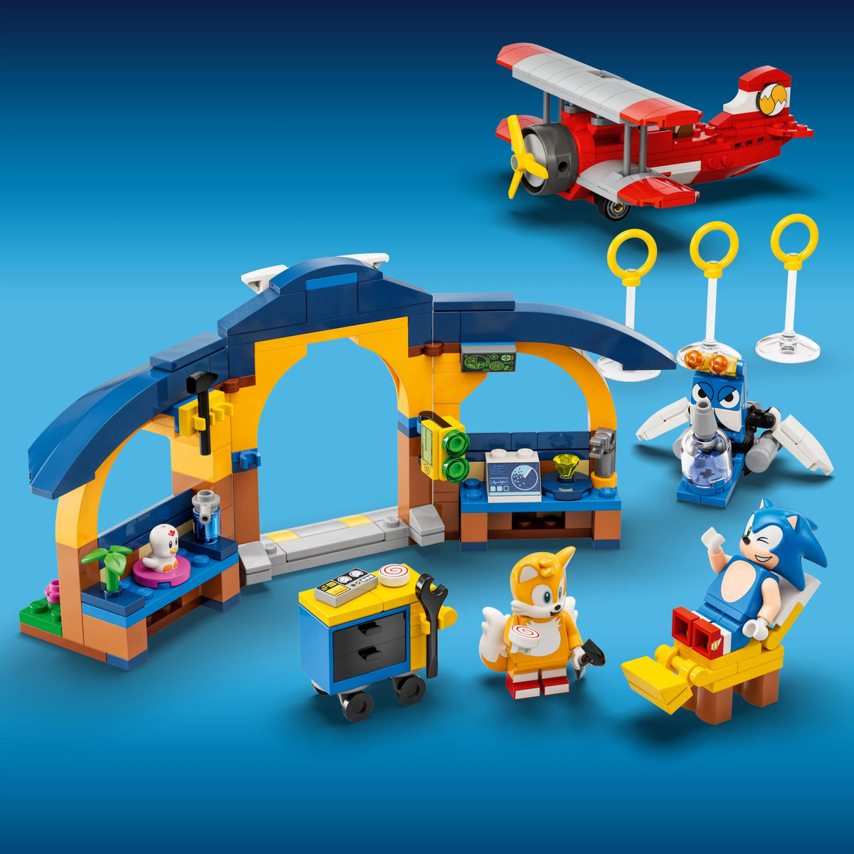 Building Toy Set with 4 Figures and Accessories V55188