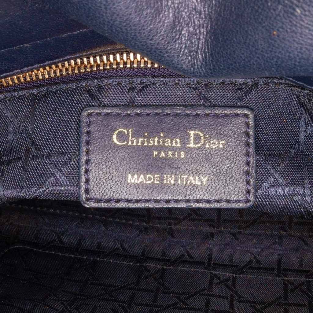 Pre-Owned Blue Lambskin Leather Satchel W226