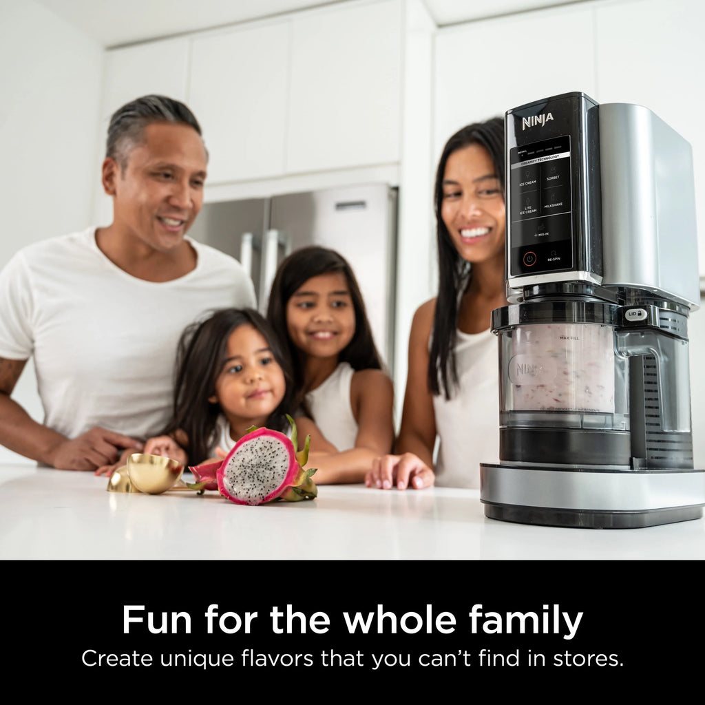Ice Cream Maker with 2 Pints V834425