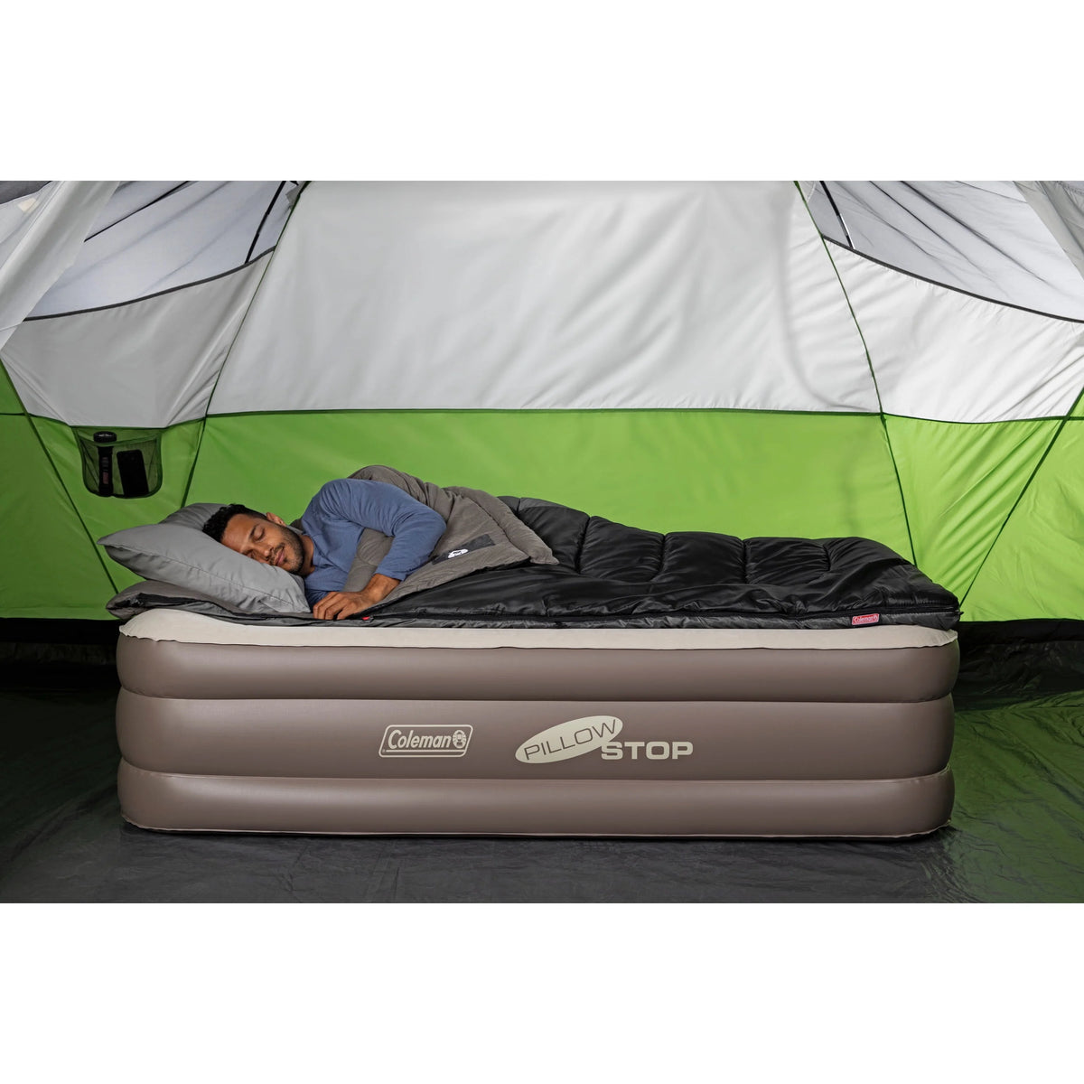 Double-High Airbed with Rechargeable Pump, Twin O878