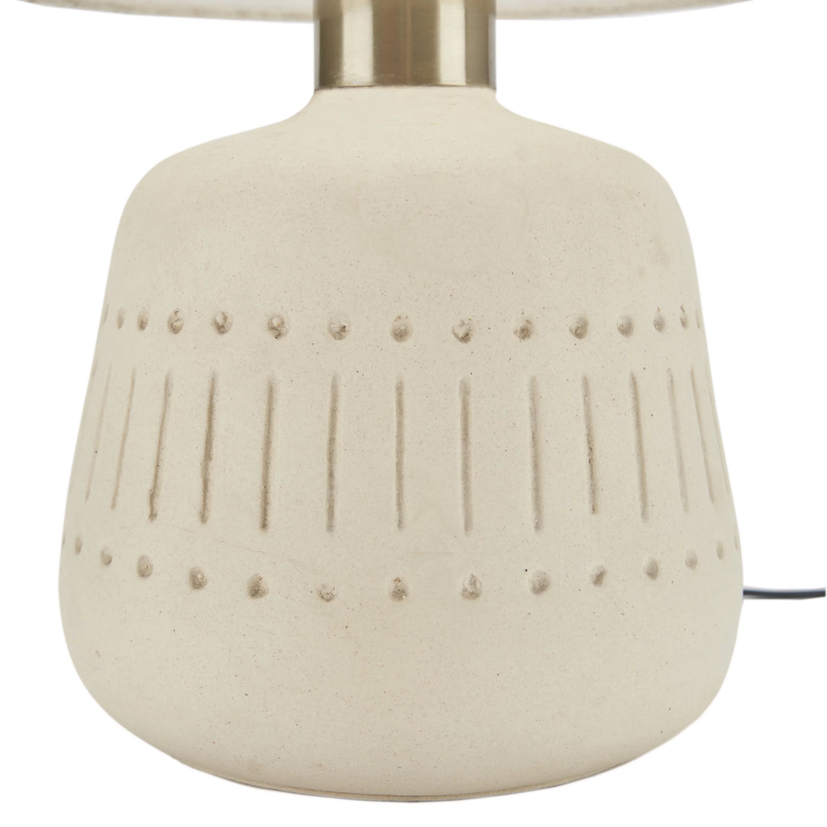 16" Natural Carved Ceramic Accent Table Lamp L134