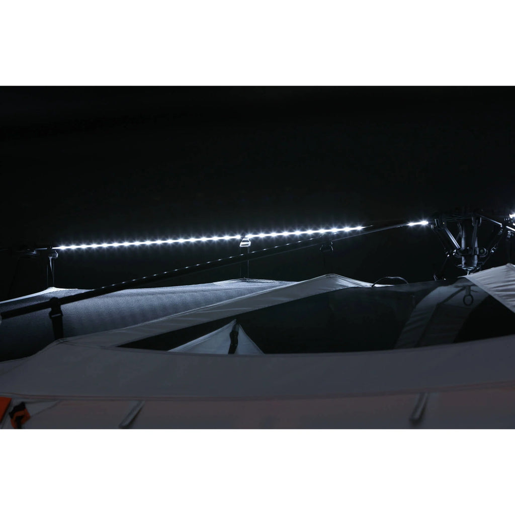 12 Person Instant Cabin Tent with LED Lights Z837