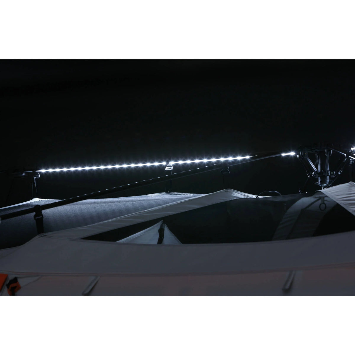 12 Person Instant Cabin Tent with LED Lights Z837