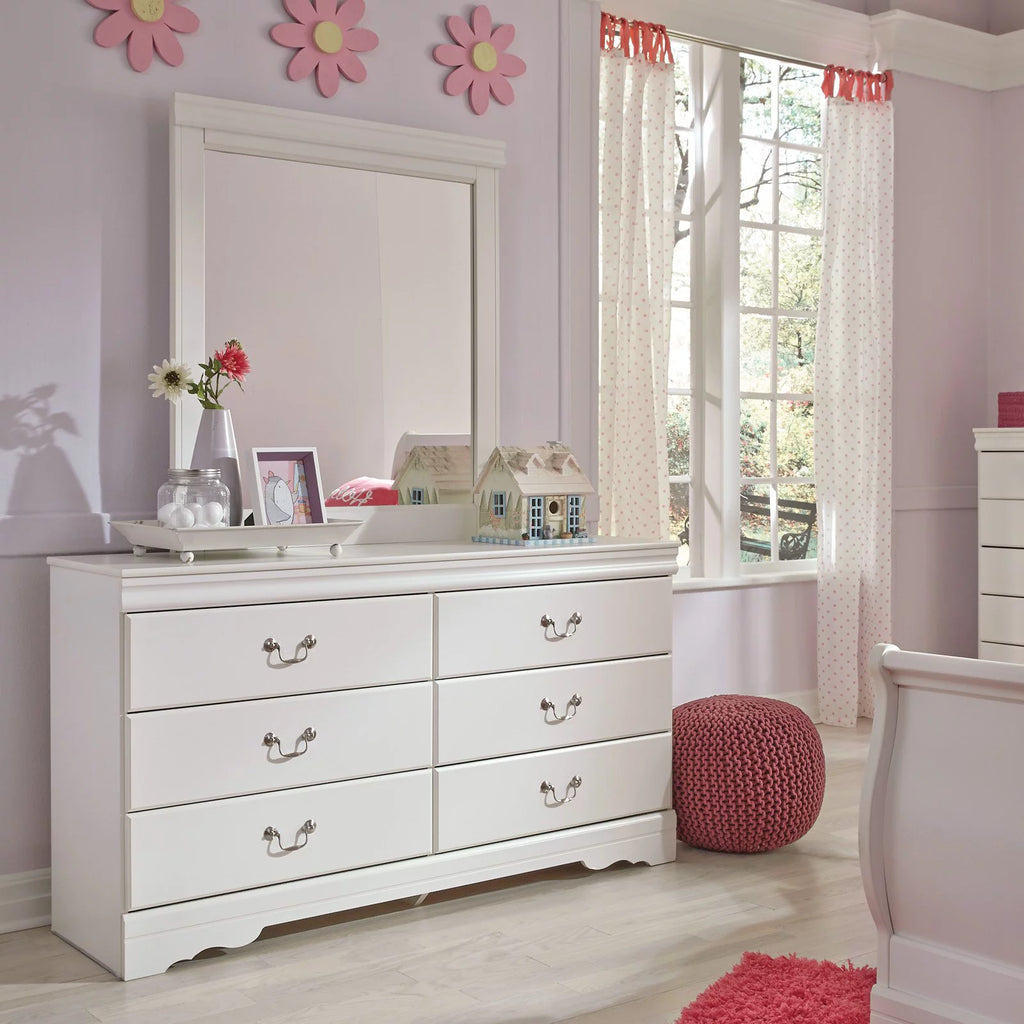White 6 Drawer Double Dresser A779