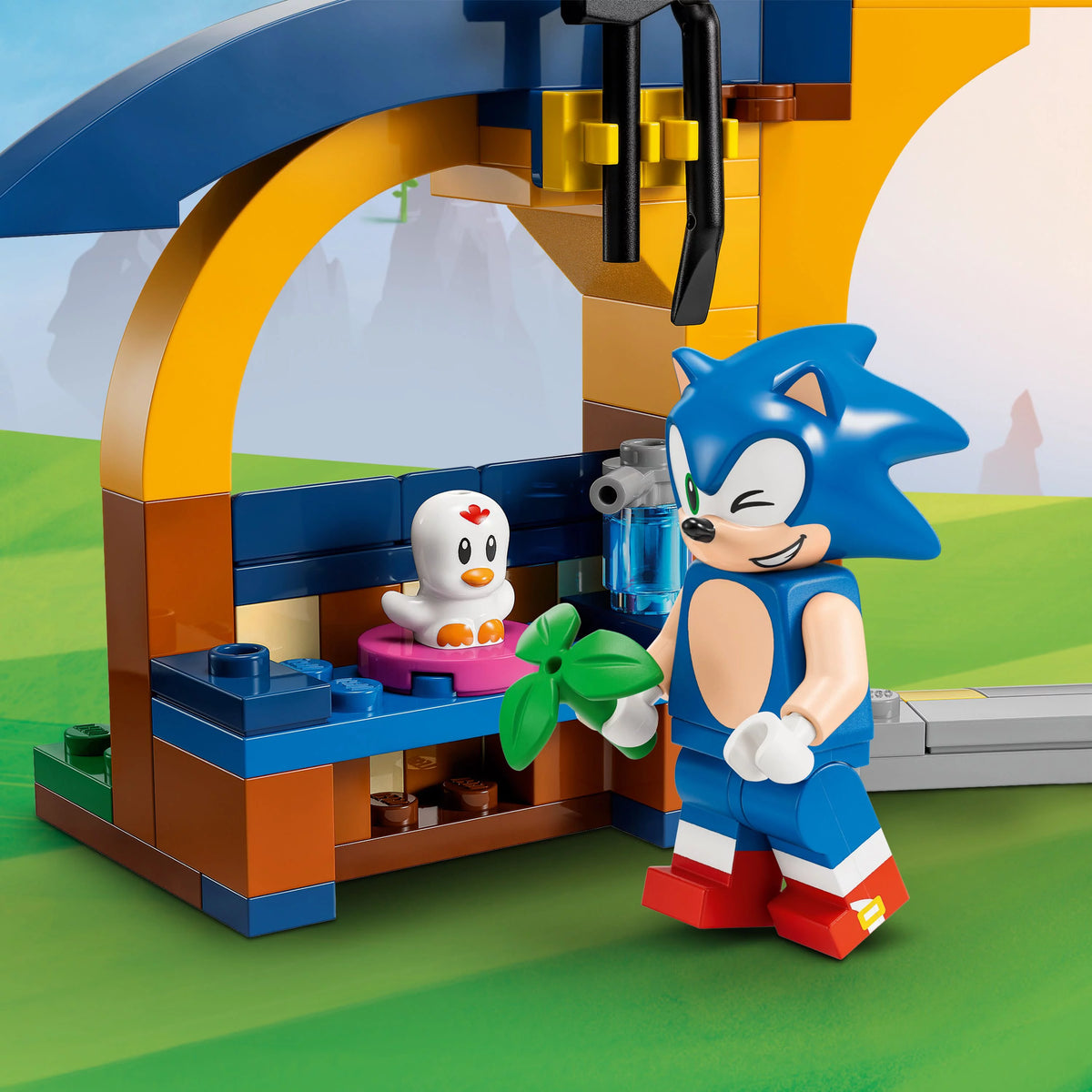Building Toy Set with 4 Figures and Accessories V55188