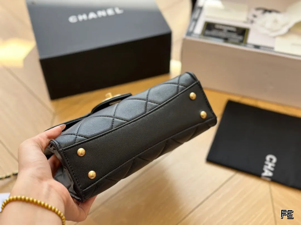 Mini Flap Bag with Top Handle D1019