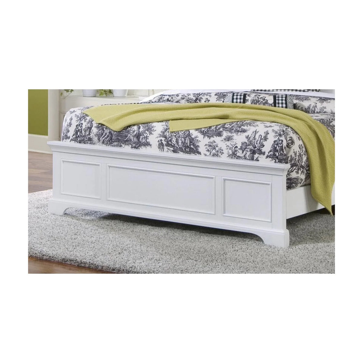Off White Wood Queen Bed S48082