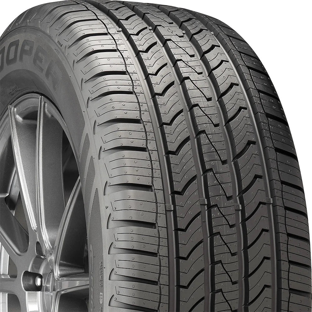 All Season 215/70R16 100H Passenger Tire T662