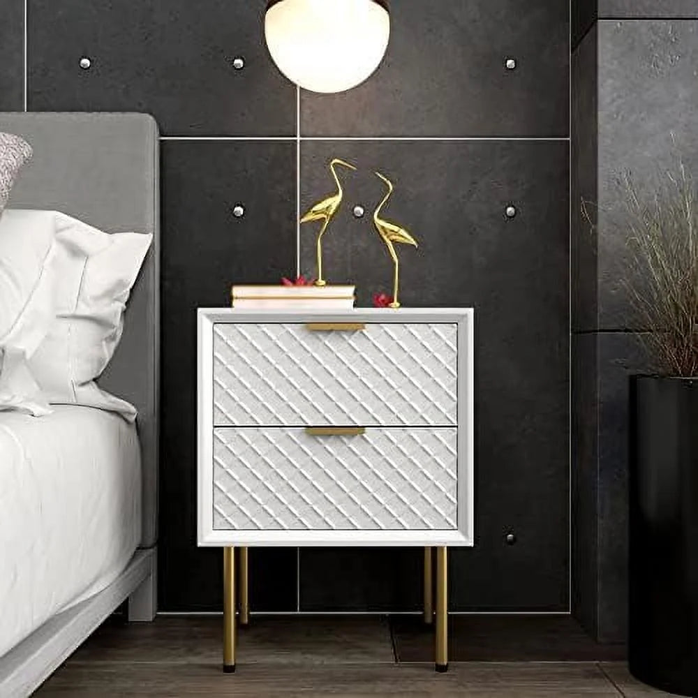 White 3-Drawer Dresser Z2302