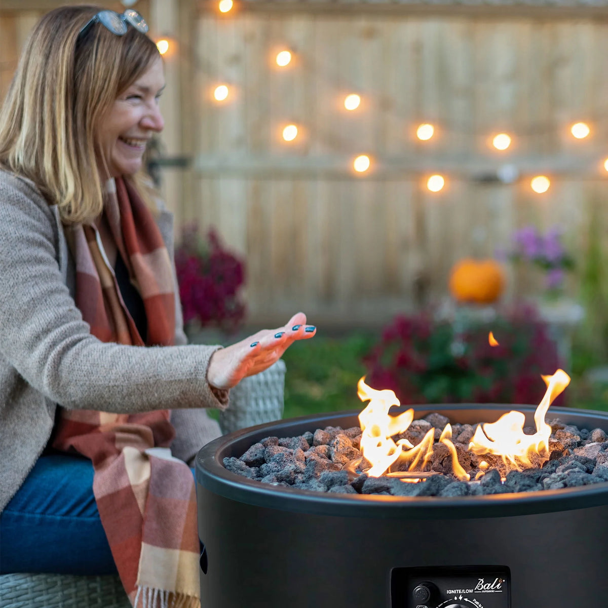50,000 BTU Outdoor Portable Gas Fire Pit I617